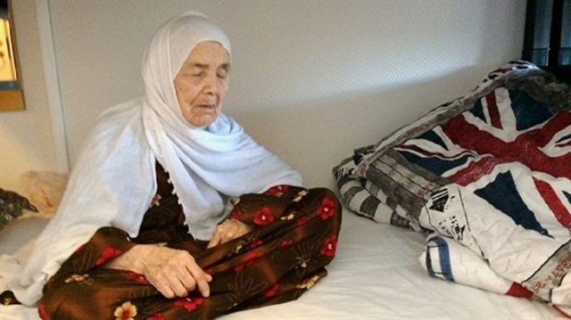 Dünyanın en yaşlı mültecisi 106 yaşındaki Afgan Bibikhal Uzbek
