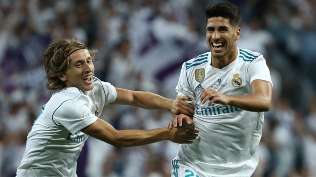 Asensio Real Madrid'de forma giydiği 41 maçta 12 gole imzasını attı.