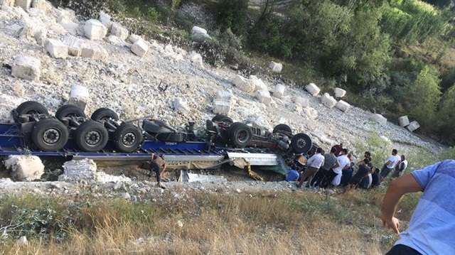 Erzurum'da trafik kazası: 3 ölü 3 yaralı


