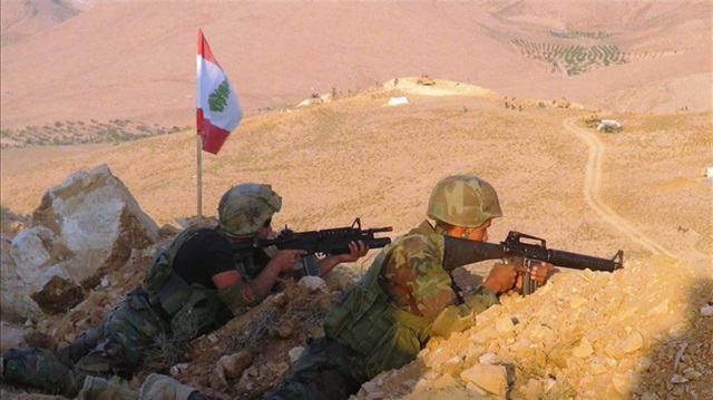 Lübnan ordusu, DEAŞ'a yönelik operasyon başlattı.