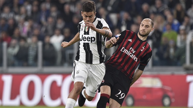 Paletta, geçtiğimiz sezon Milan formasıyla 32 maçta forma giyip 2 gol, 2 asistlik performans sergiledi.