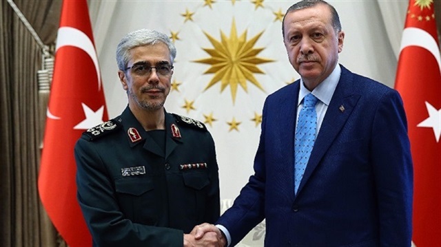 President Recep Tayyip Erdoğan (R) and Iran’s Chief of General Staff Major General Mohammad Bagheri