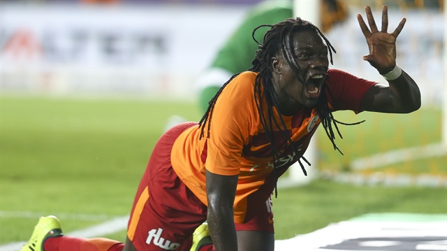 Galatasaray'ın yeni transferi Bafetimbi Gomis, Süper Lig'de çıktığı 2 maçta 3 gol atma başarısı gösterdi.