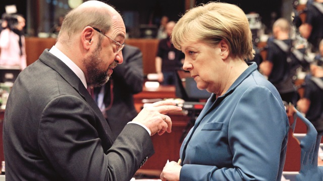  Martin Schulz - Angela
Merkel