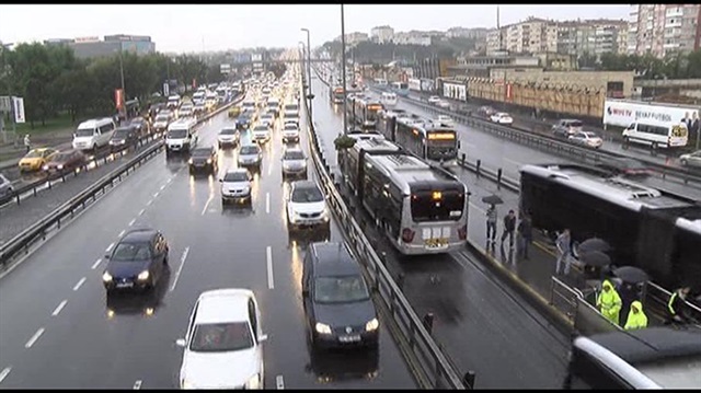 ​İstanbul hava durumu anlık-Kuvvetli yağış uyarısı yapıldı! 22 Ağustos