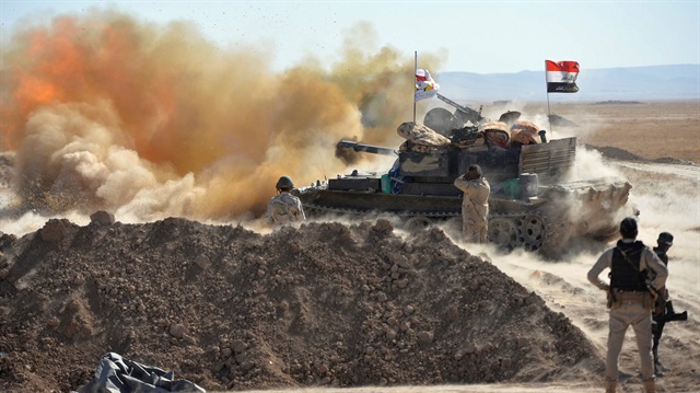 Iraqi army fire against Daesh