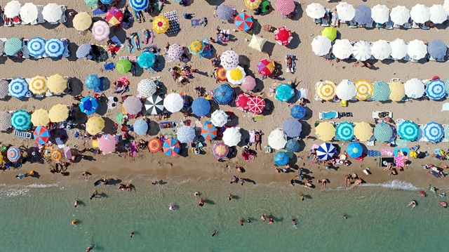 ARŞİV: Bayram tatili kapsamında vatandaşların sahil kentlerini de ziyaret etmesi bekleniyor.
