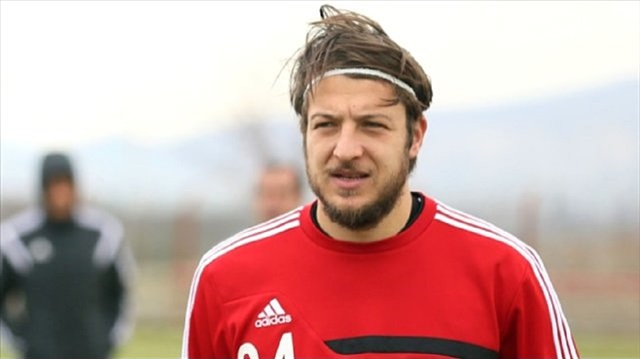 Batuhan Karadeniz geçen sezon Şanlıurfaspor formasıyla TFF 1. Lig'de 8 gol kaydetti.