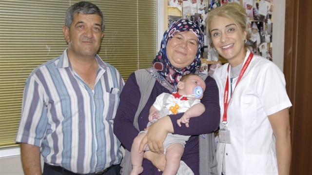 Yıllar sonra tedavinin ilk denemesinde bebekleri Yiğit Mustafa’yı kucaklarına alan çift, şimdi örnek olması için çocuk sahibi olmak isteyen herkese kendi hikayelerini anlatıyor.