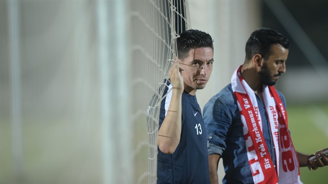 Samir Nasri dün ilk kez Antalyaspor antrenmanına çıktı.