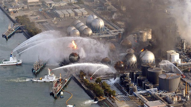 Japonya'nın Fukuşima nükleer santralini işleten TEPCO'ya 5 milyar dolarlık tazminat davası açıldı.