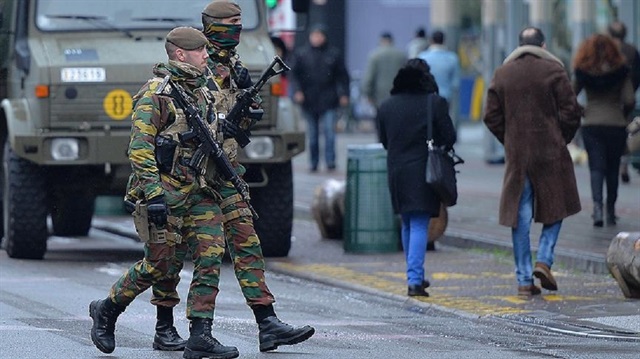 Brüksel'dedevriye gezmeye başlayan askerlerin görev süresi 2020'ye kadar uzatıldı.  