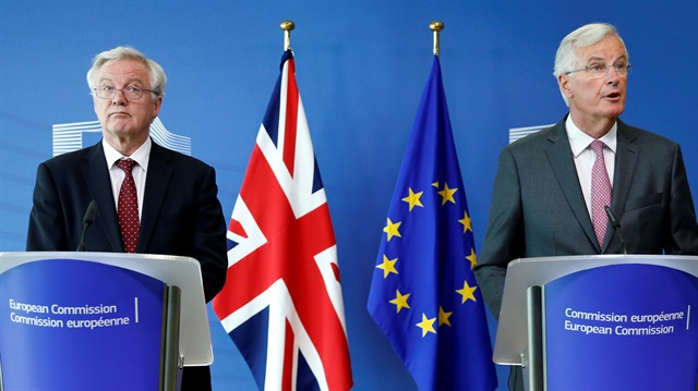 Brexit Başmüzakerecisi Michel Barnier - İngiltere Brexit Bakanı David Davis