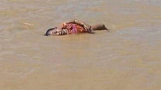 çatışmalardan kaçan bir ailenin bebeği, Naf nehrinde botun batması sonucu hayatını kaybetti.