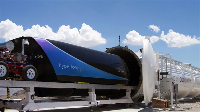 Elon Musk, Hyperloop One'ın hayran bırakan hız testi videosunu paylaştı