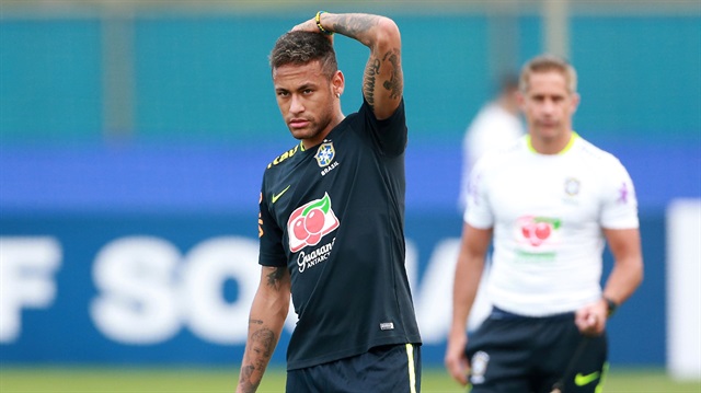 Neymar PSG formasıyla çıktığı 3 maçta 3 gol atarken 3 de asist yaptı.