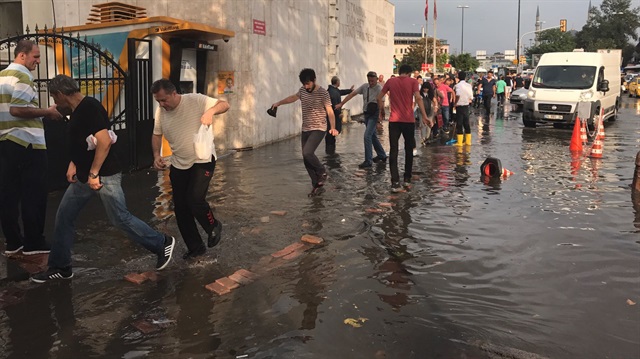 İstanbul'da bugün kısa süreki yağmur etkili olmuştu