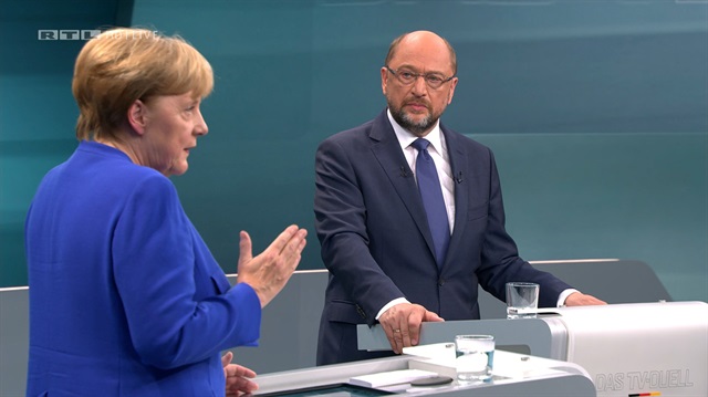 Almanya Başbakanı Merkel ile Sosyal Demokrat Parti’nin başbakan adayı Martin Schulz düellosu