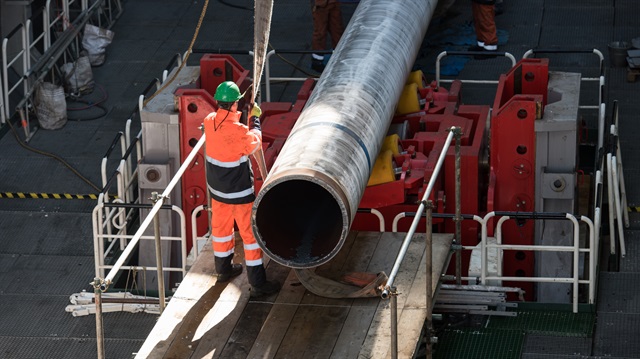 Construction of offshore gas pipeline begins


