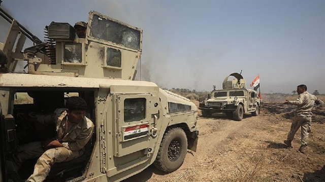 Irak ordusu terör örgütü DEAŞ'a yönelik operasyonlarını sürdürüyor.