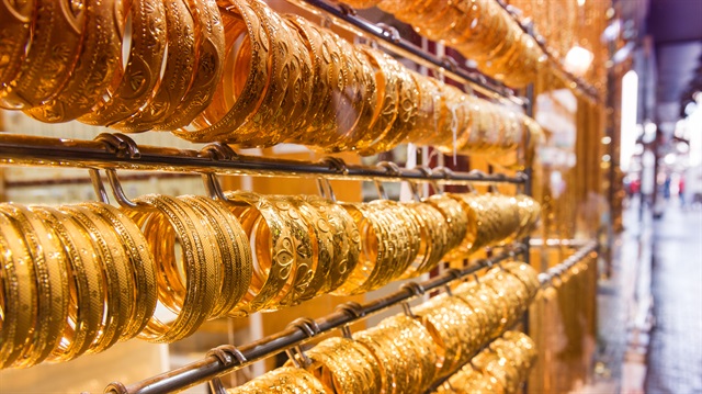 Altının ons fiyatı, 1 yılın en yüksek seviyesine ulaştı.