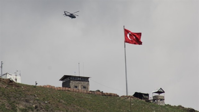 Şemdinli'de üs bölgelerine PKK'lı teröristlerce saldırı düzenlendi
