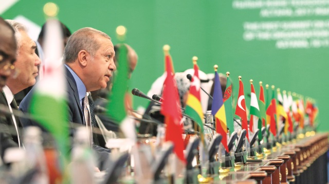​Cumhurbaşkanı Recep Tayyip Erdoğan Kazakistan’ın başkenti Astana da İslam İşbirliği Teşkilatı Zirvesi’nde konuştu