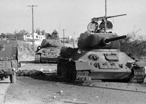 Türk müdahalesi sonucu Yunanistan’daki cunta idaresi ve Kıbrıs Nikos Sampson Hükumeti de yıkıldı.