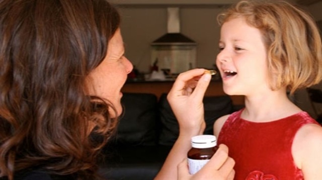 Uzmanlar, çocuklara sağlıklı beslenme alışkanlıkları kazandırılması konusunda ailelere önerilerde bulundu.