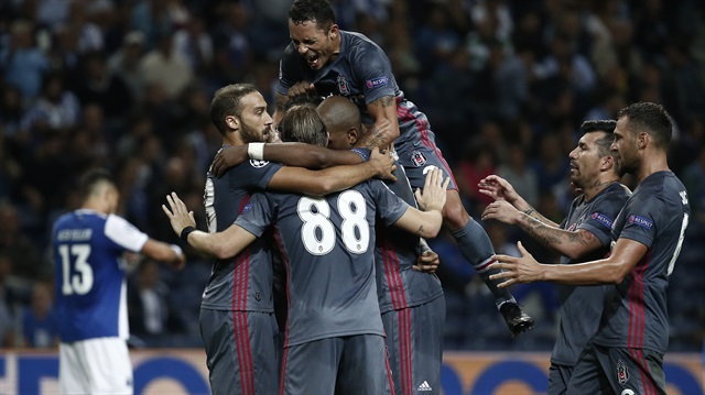 Şampiyonlar Ligi'nde deplasmanda Porto ile karşılaşan Beşiktaş, rakibini 3-1 yendi. 