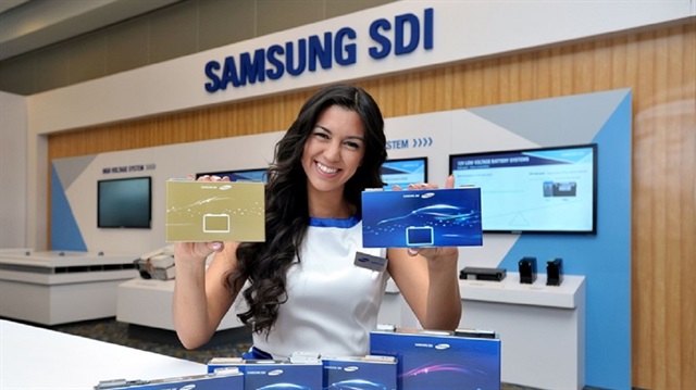 Güney Koreli teknoloji devi Samsung, elektrikli otomobillere istenilen şekilde yerleştirilebilecek modüler bir batarya üretti