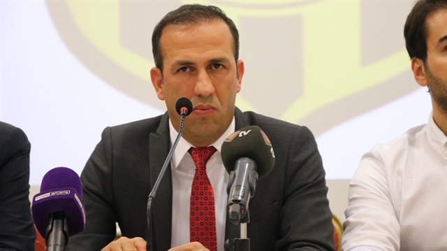 Yeni Malatyaspor Başkanı Adil Gevrek, istifa eden teknik direktörleri Ertuğrul Sağlam hakkında sert ifadeler kullandı. 