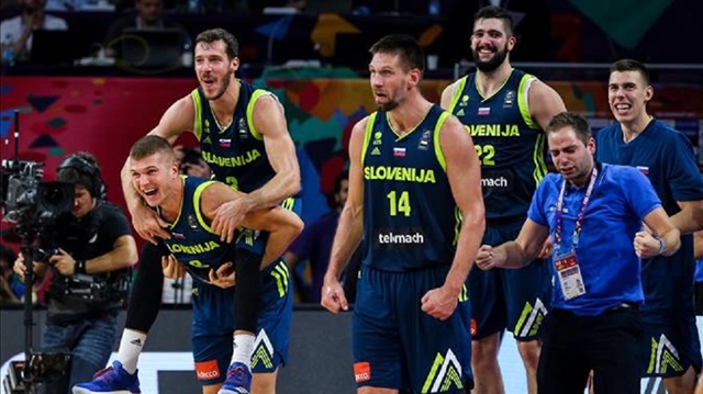 Players of Slovenia celebrate after winning the FIBA Eurobasket 2017 semi final basketball match against Spain at Sinan Erdem Dome in Istanbul, Turkey.