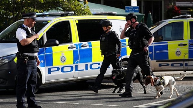 İngiltere'de bombalı saldırının ardından güvenlik seviyesi en üst seviyeye çıkarıldı
