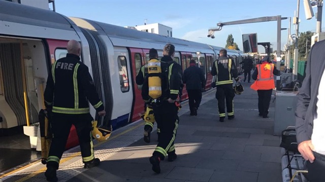 Londra'da bulunan Parsons Green metro istasyonunda patlama meydana geldi.