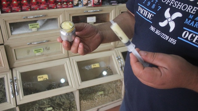 Ağrı’da arı sütünün kilosu 3 bin liradan satılıyor.

