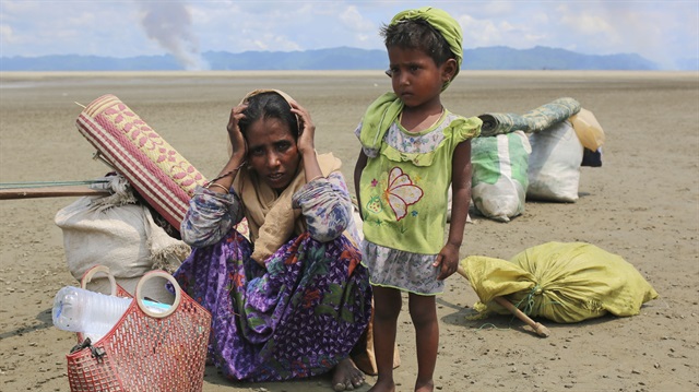 Myanmar katliamından kaçan Arakanlı Müslümanlar