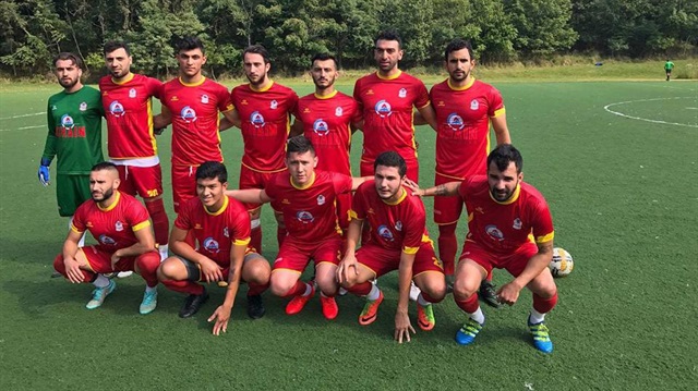 Engin Baytar (sağ alttan ilk sırada) Malatyaspor USA takımıyla çıktığı 2 maçta 6 gol atma başarısı gösterdi.