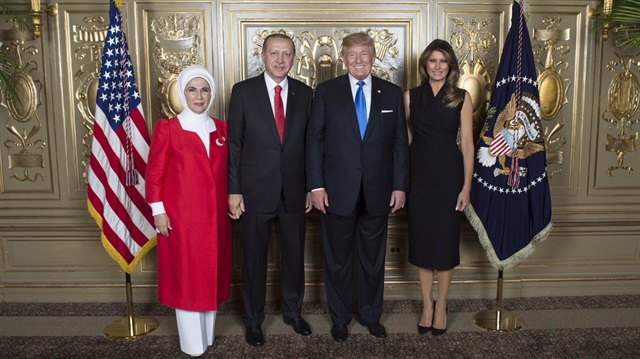 Erdoğan ile Trump ailesinin New York'ta çekilen fotoğrafını yayınladı.
