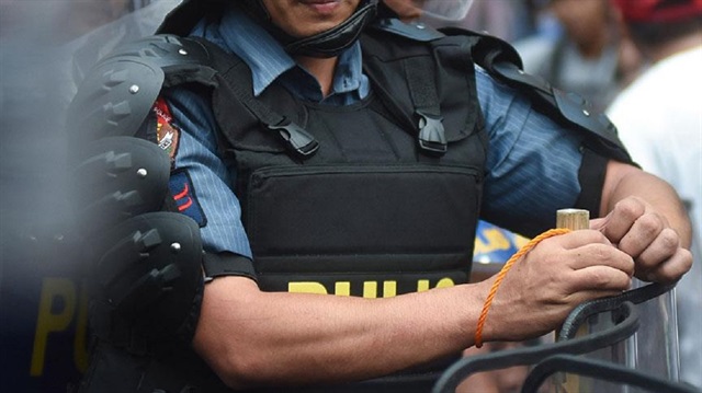 Filipinler polisi