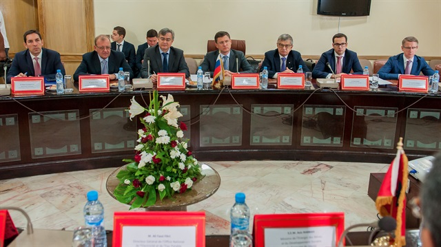 وزيرا الطاقة المغربي والروسي يبحثان فرص التعاون والاستثمار