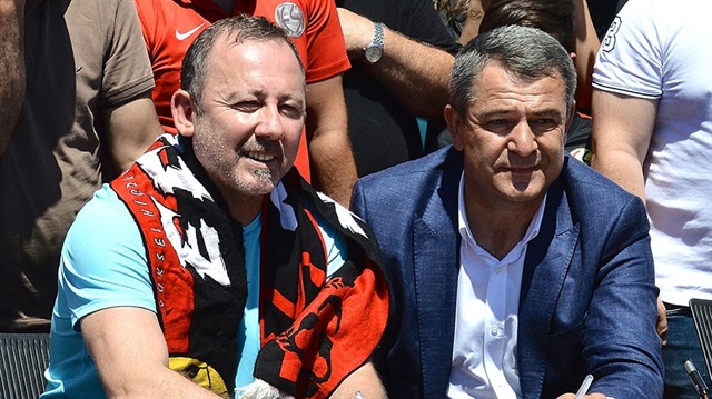 Eskişehirspor'da şok istifa: Sergen Yalçın görevi bıraktı!
