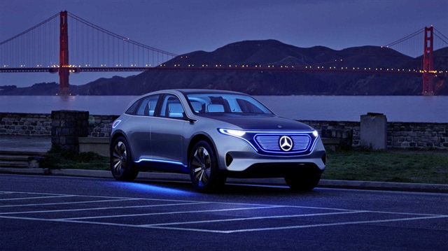 Mercedes'in elektrikli otomobili EQ, ön siparişe açıldı