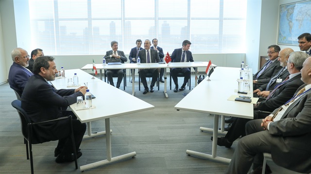 Dışişleri Bakanı Mevlüt Çavuşoğlu, İran ve Iraklı mevkidaşları ile üçlü zirve düzenledi.