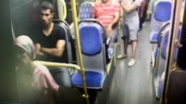 Şüphelinin kadın ile aynı durakta otobüse bindiği aynı durakta indiğini belirlendi. 