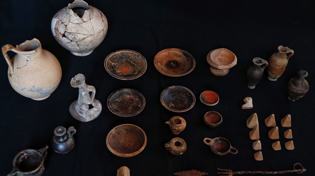 أدوات منزلية عمرها أكثر من ألفي عام بأنطاليا التركية