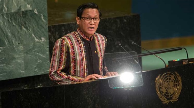 نائب زعيمة ميانمار يتغابى أمام العالم بالأمم المتحدة..