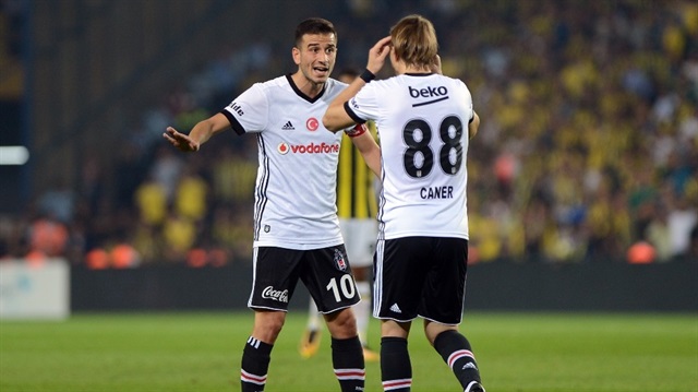 Oğuzhan Özyakup, Fenerbahçe-Beşiktaş derbisinin ardından kırmızı kart gördü. 