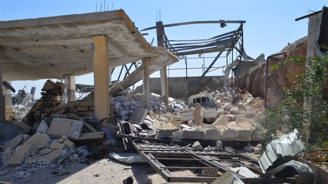 مقتل 12 مدنياً في قصف جوي على إدلب شمالي سوريا