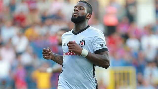 Geçtiğimiz sezon Fenerbahçe'de kiralık olarak forma giyen Lens, bu sezon da Beşiktaş'a kiralandı.